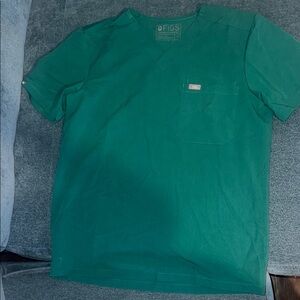 Men Hunter Green figs scrub top